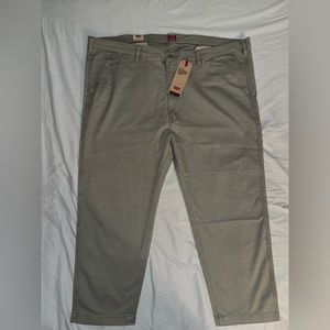 Men’s Levi’s Pants